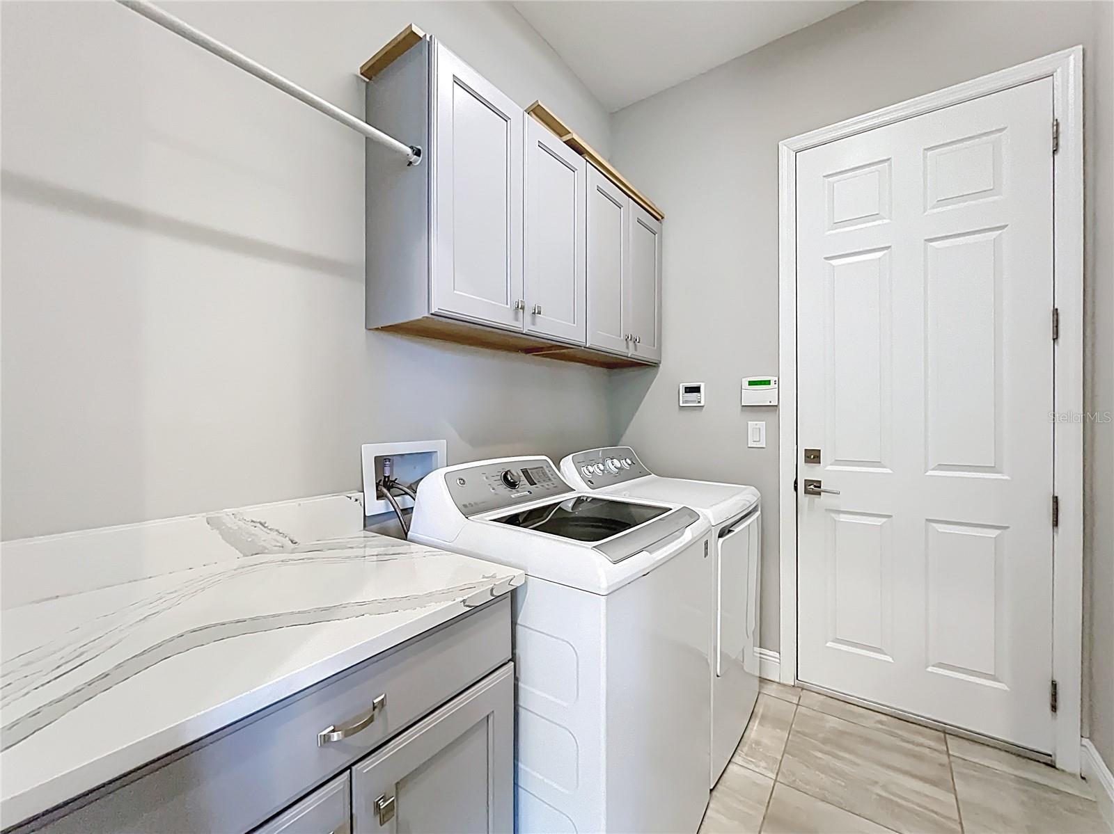 LAKES OF MOUNT DORA - Residential