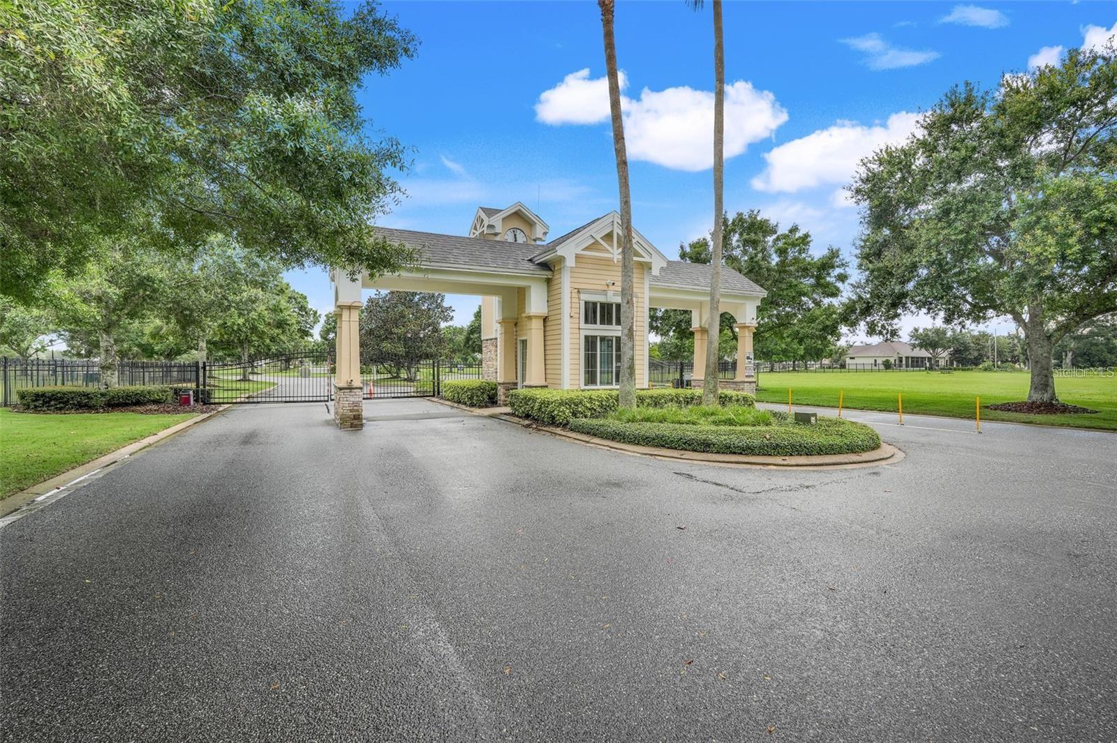 LAKES OF MOUNT DORA - Residential