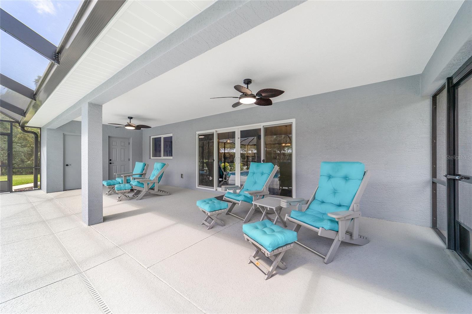 ROYAL OAKS FARMS - Residential