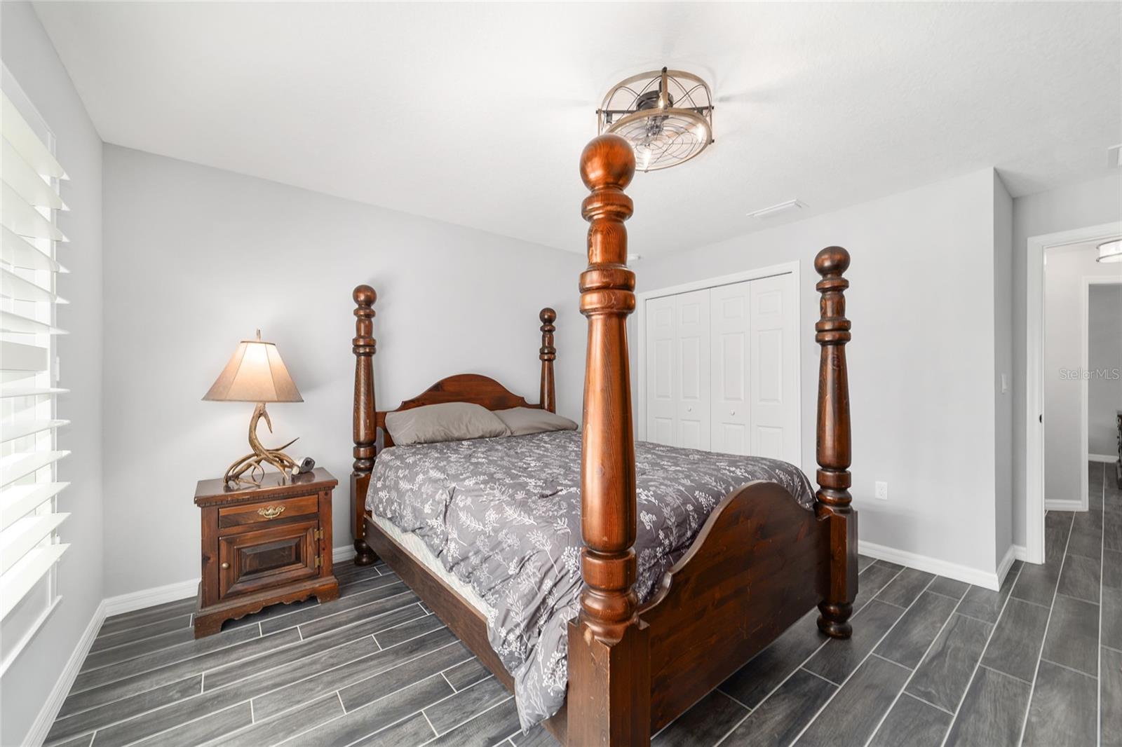 ROYAL OAKS FARMS - Residential