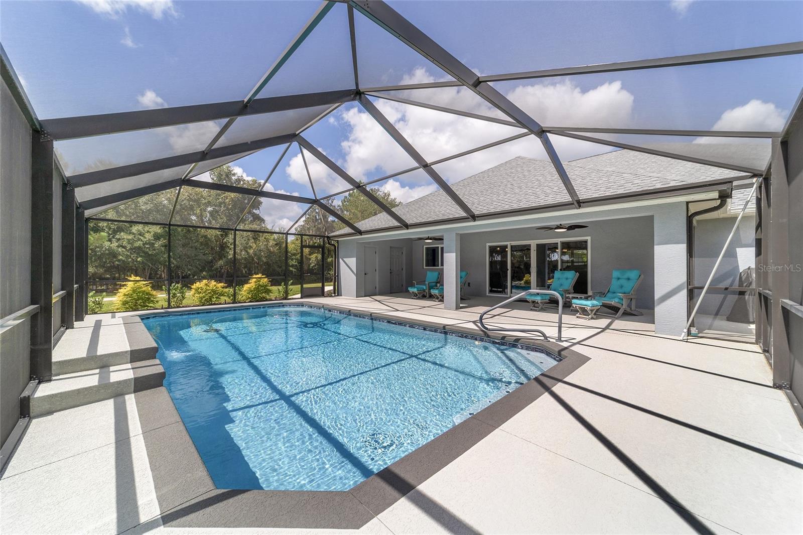 ROYAL OAKS FARMS - Residential