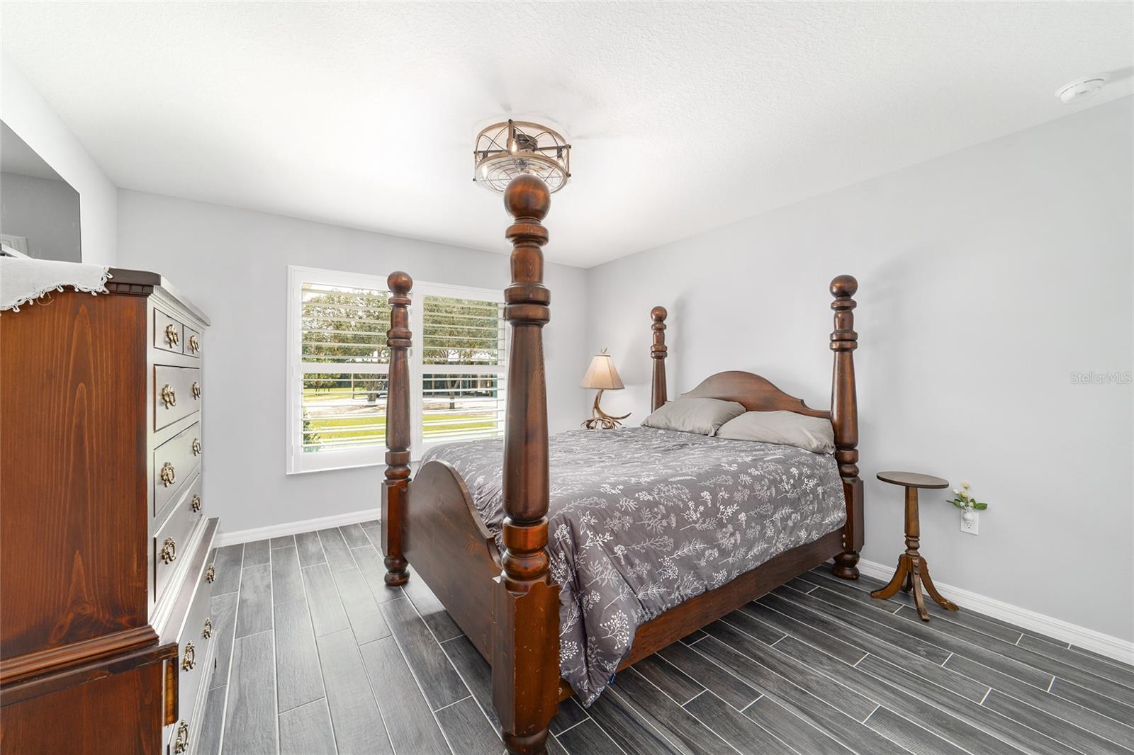 ROYAL OAKS FARMS - Residential