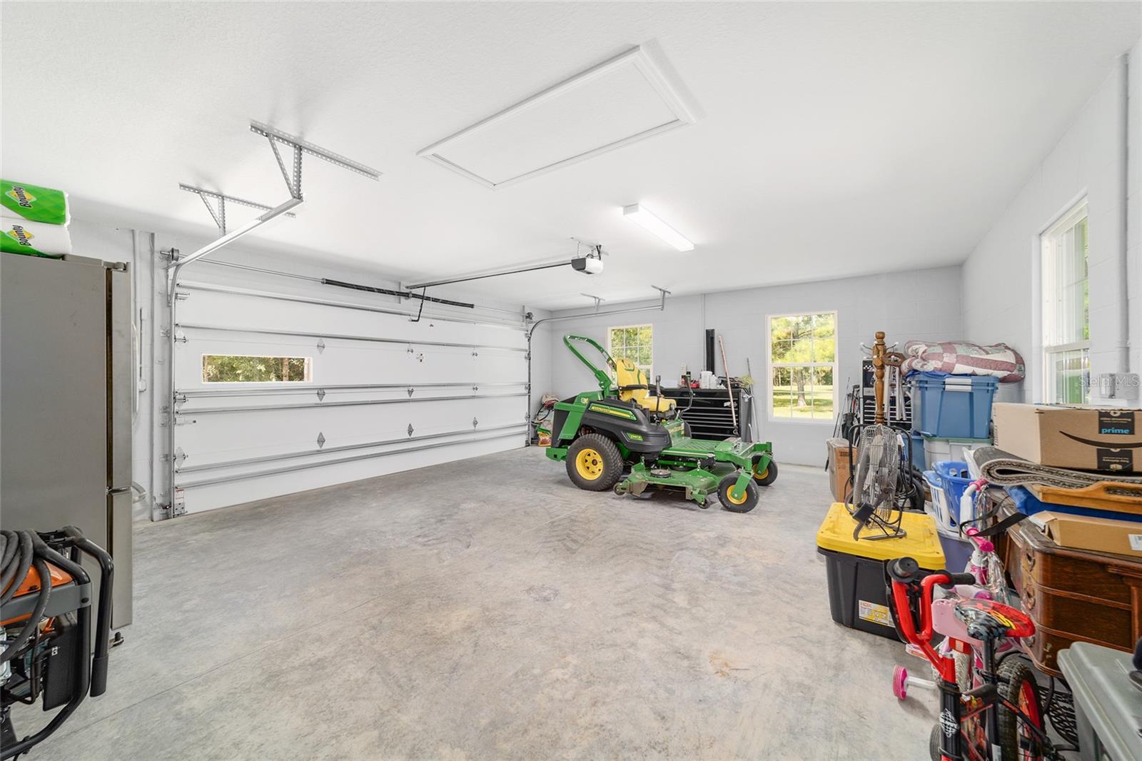 ROYAL OAKS FARMS - Residential