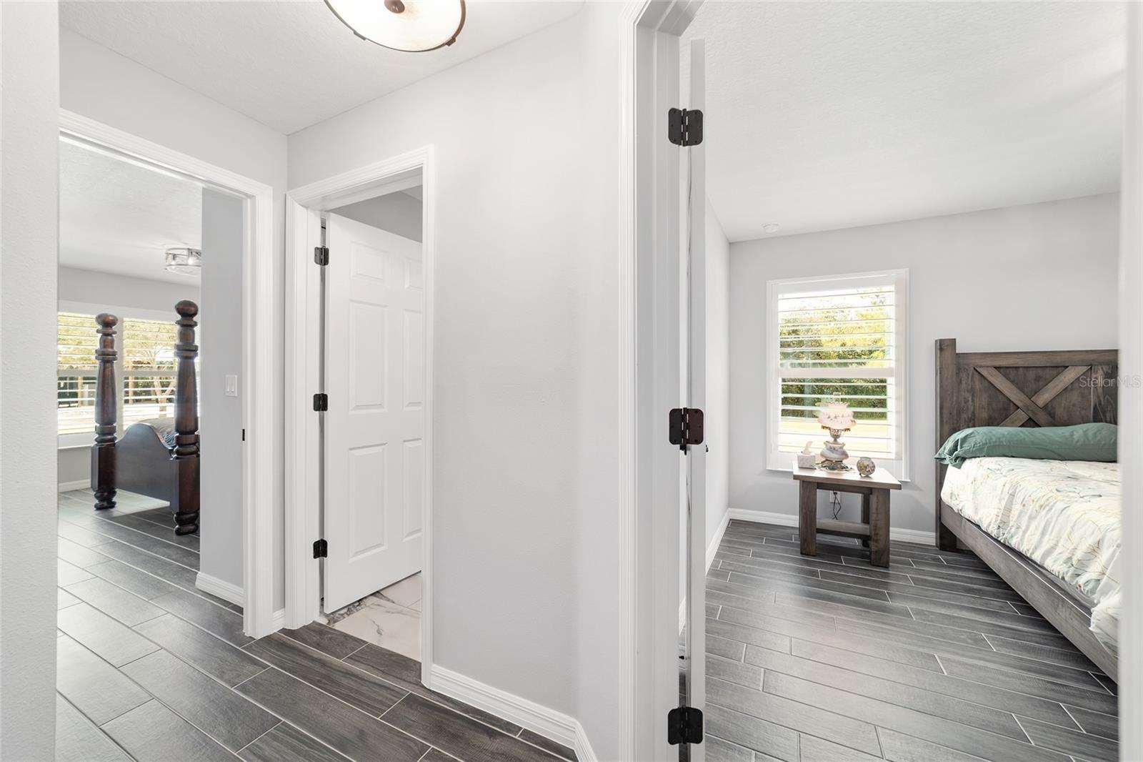 ROYAL OAKS FARMS - Residential