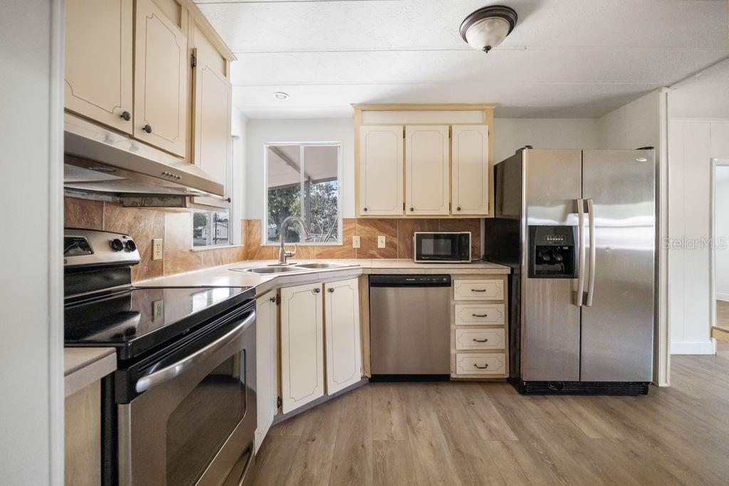 FOX RIDGE - Residential