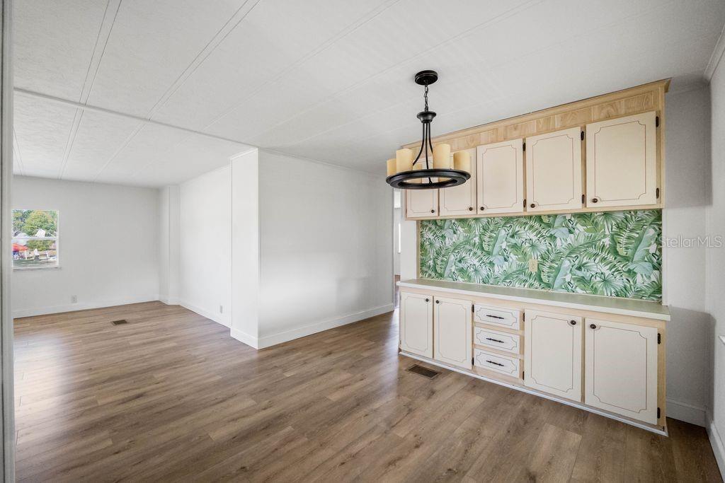 FOX RIDGE - Residential