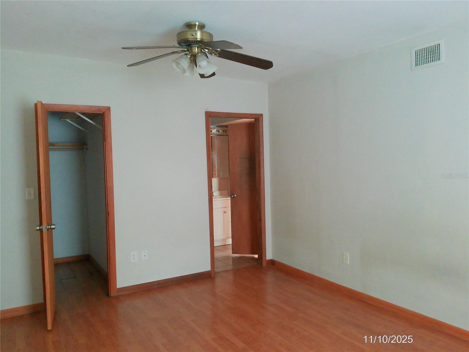 ACREAGE & UNREC - Residential Lease