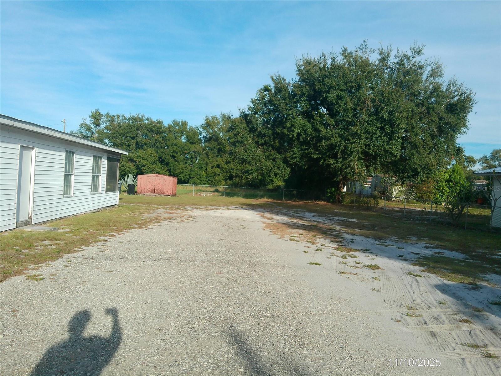 ACREAGE & UNREC - Residential Lease