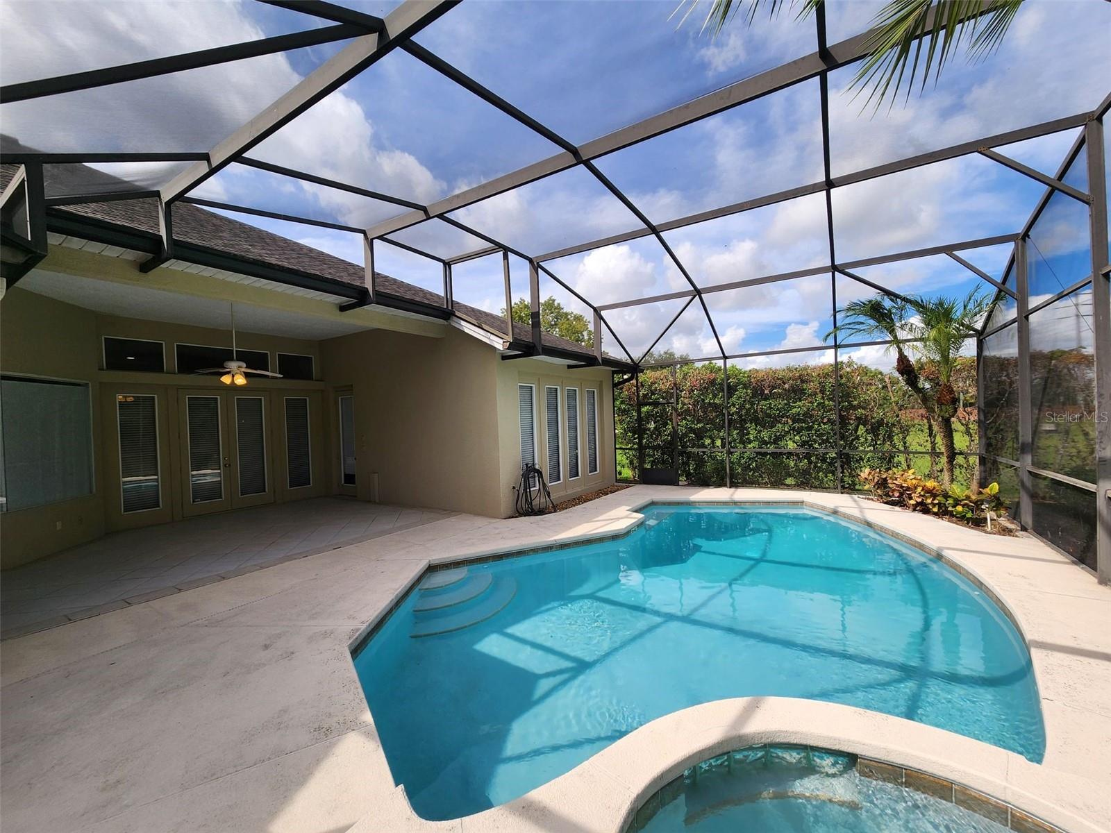 BAY HILL COVE - Residential Lease