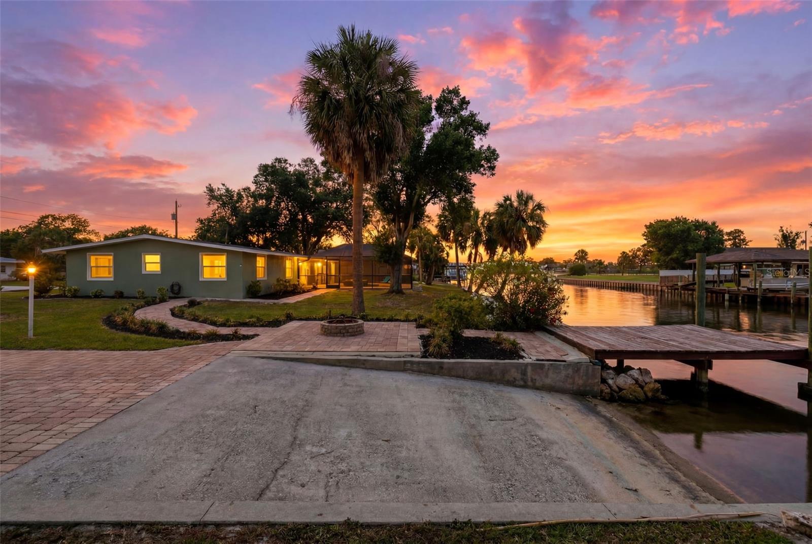 9910 PENINSULAR DRIVE