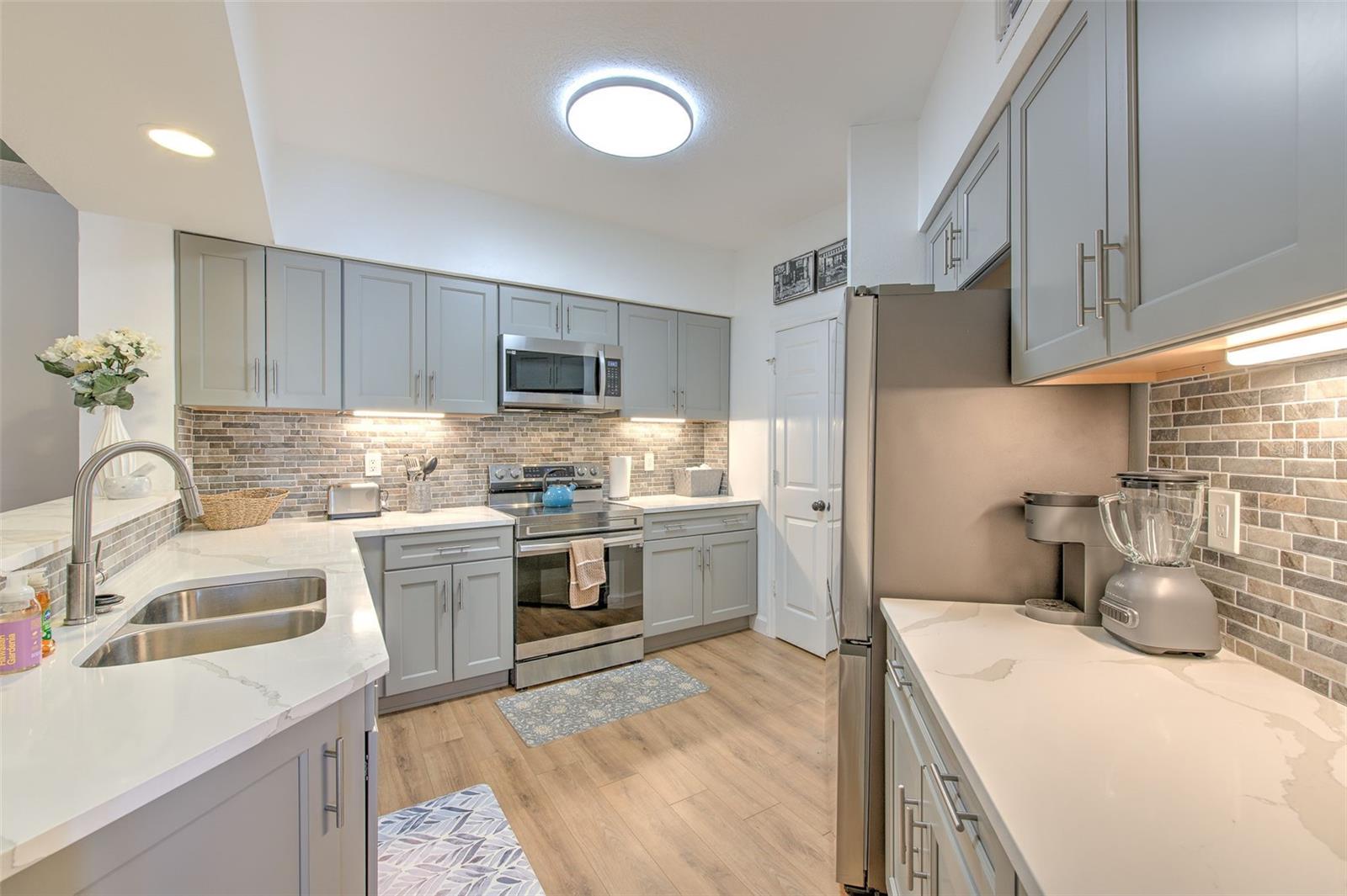 ISLAND CLUB AT ROCKY POINT A C - Residential Lease