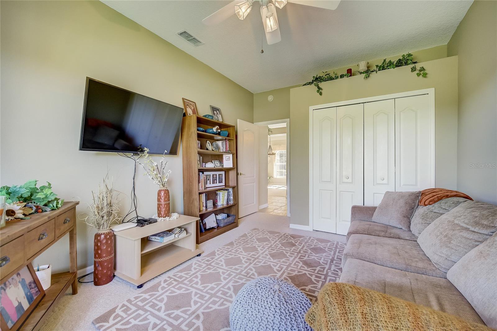 REMINGTON/KINGS RDG - Residential Lease