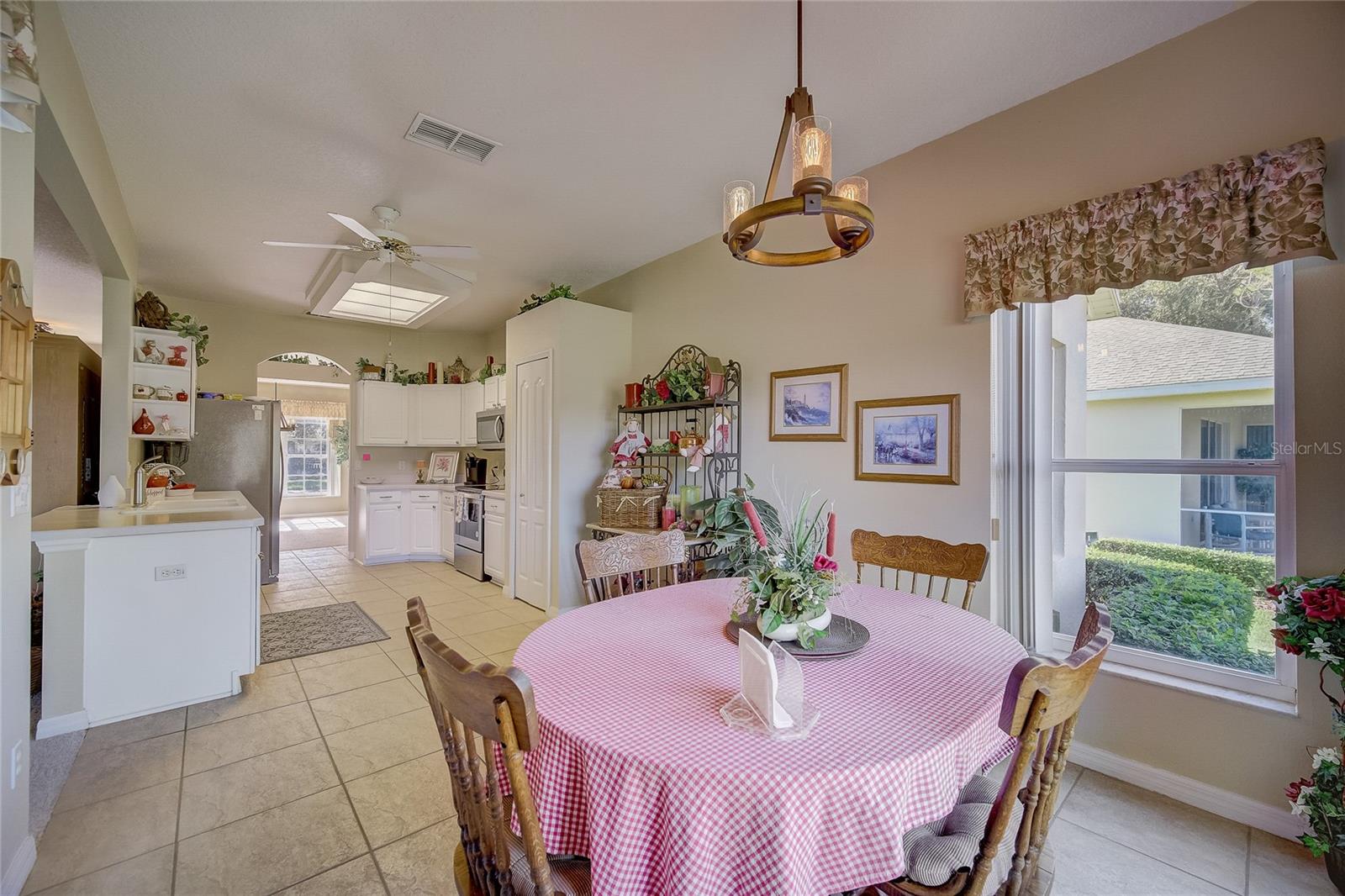 REMINGTON/KINGS RDG - Residential Lease