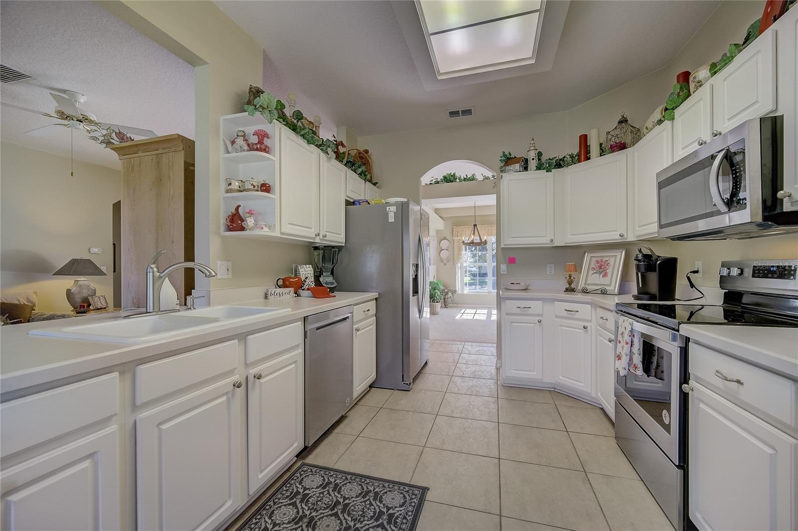 REMINGTON/KINGS RDG - Residential Lease