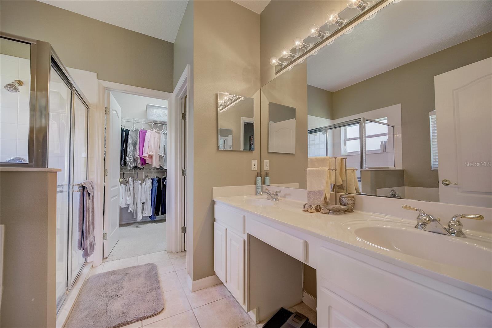 REMINGTON/KINGS RDG - Residential Lease