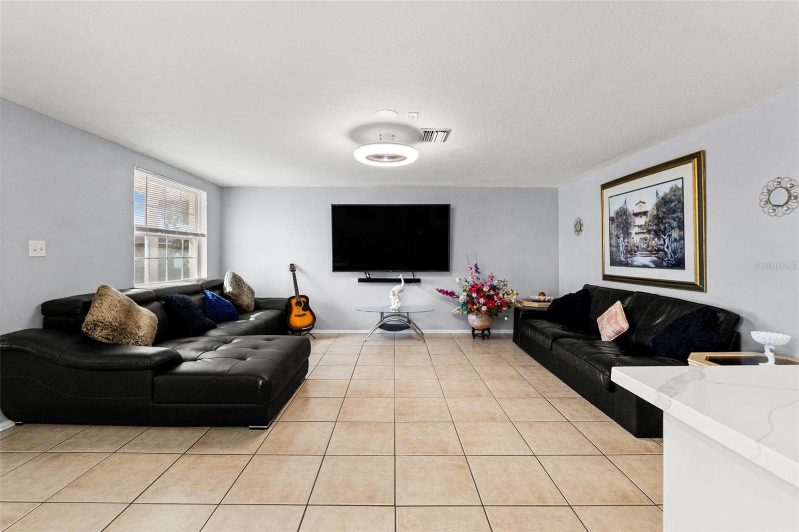 ALOHA GARDENS - Residential