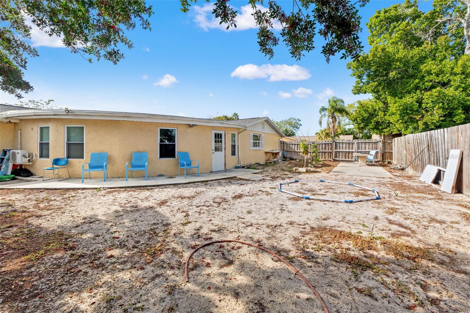 ALOHA GARDENS - Residential