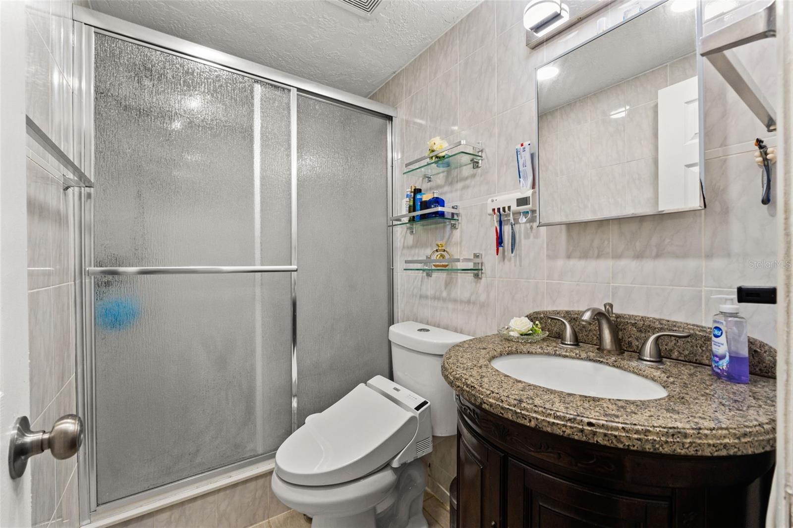 ALOHA GARDENS - Residential