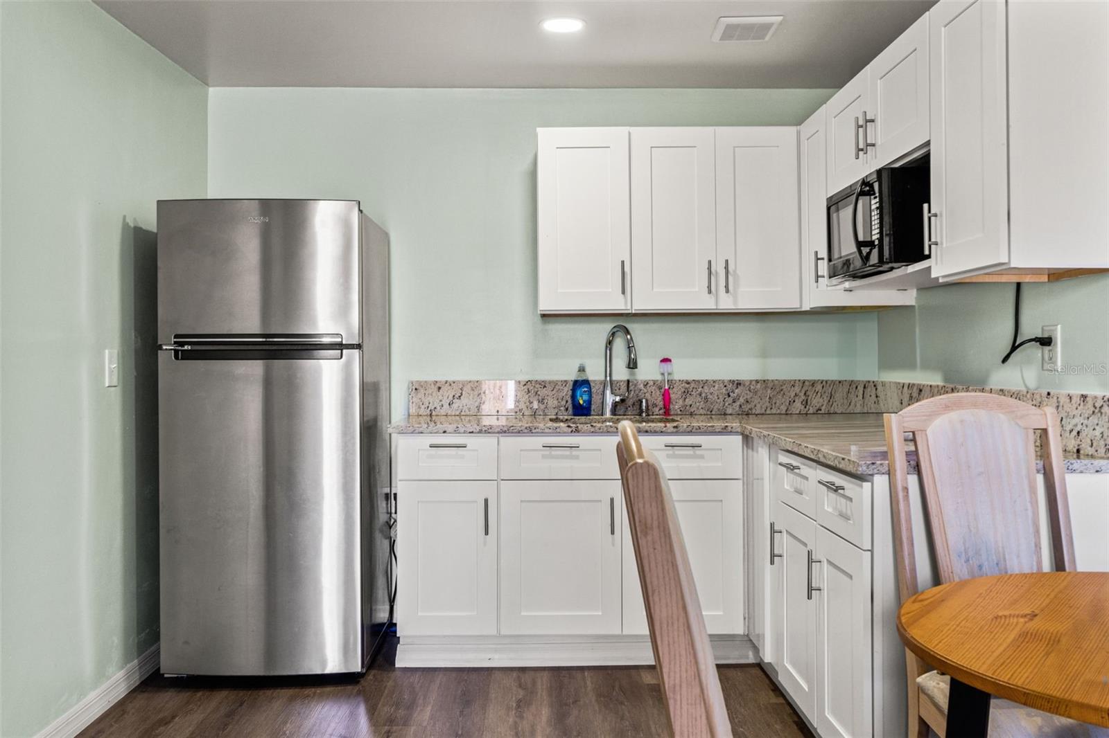 ALOHA GARDENS - Residential