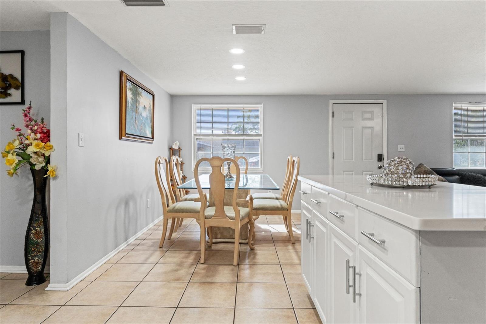 ALOHA GARDENS - Residential