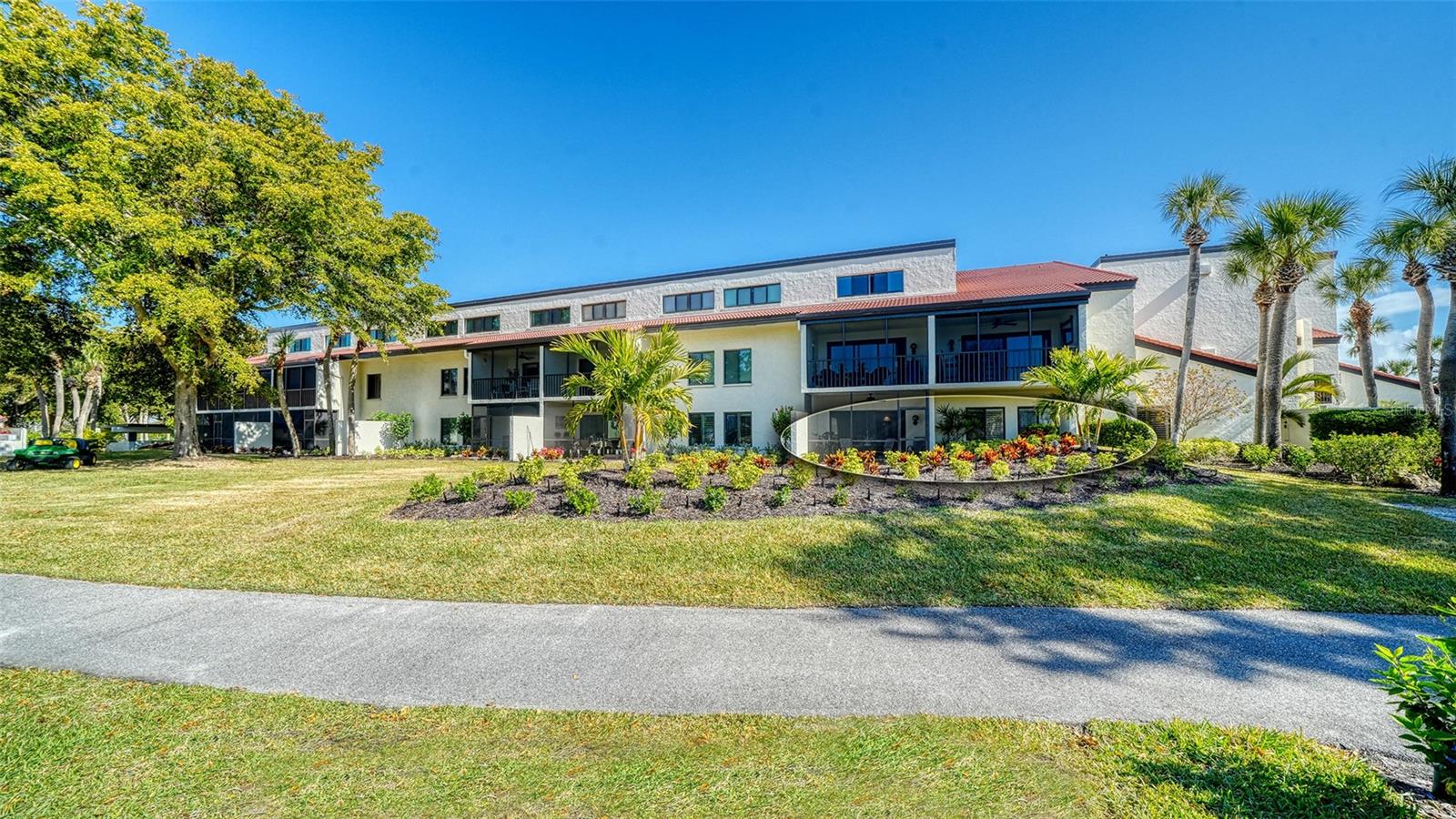 SEAPLACE I - Residential