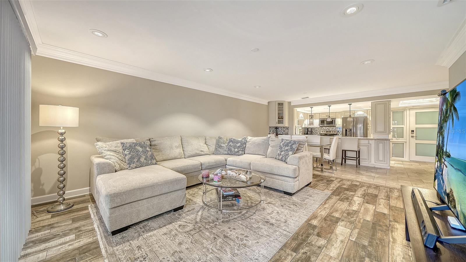 SEAPLACE I - Residential