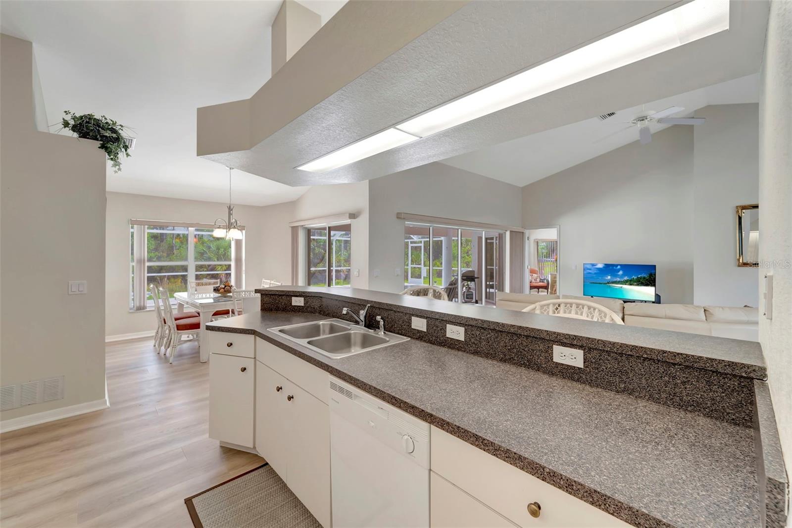 ROTONDA WEST WHITE MARSH - Residential Lease