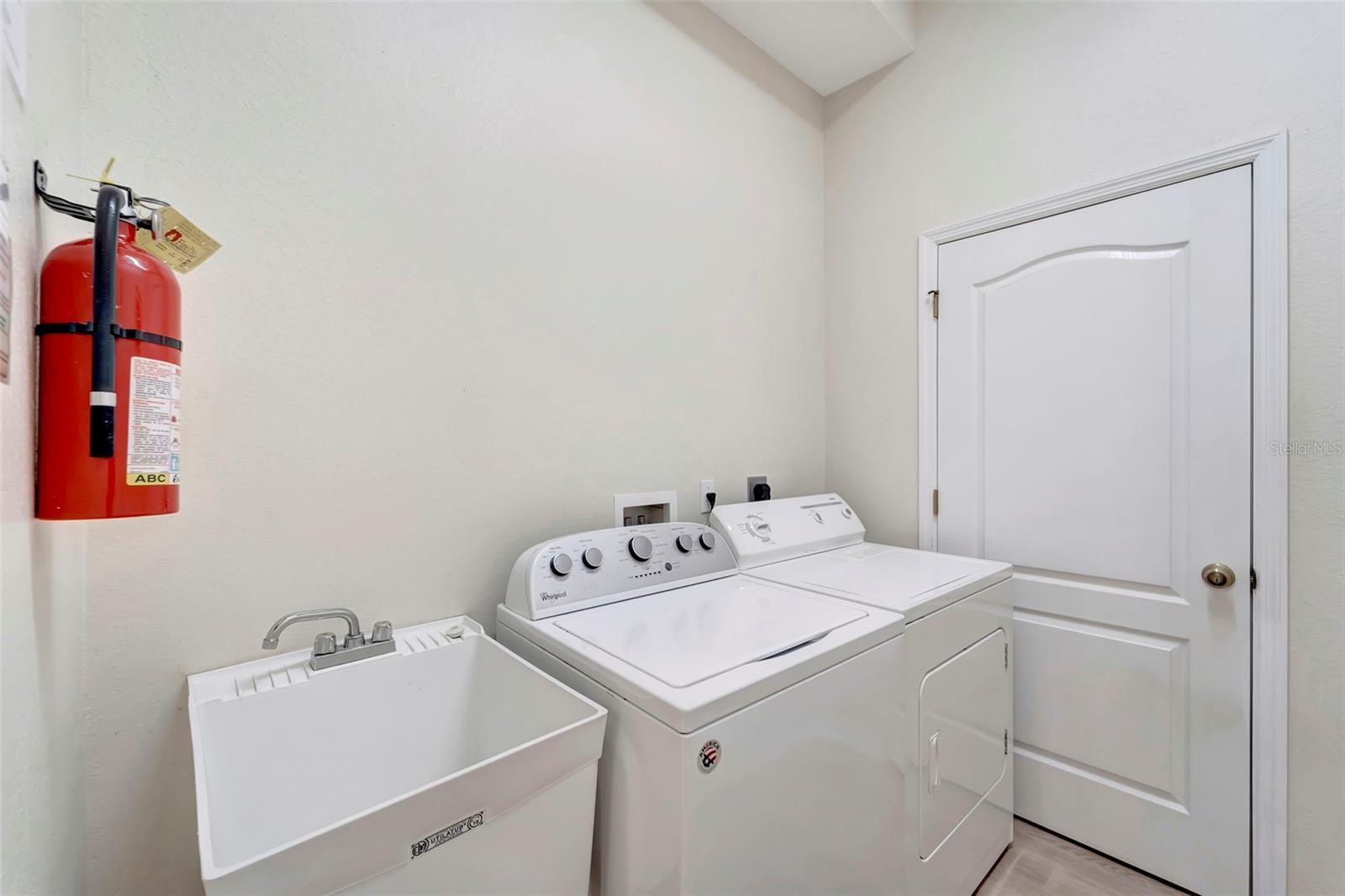 ROTONDA WEST WHITE MARSH - Residential Lease