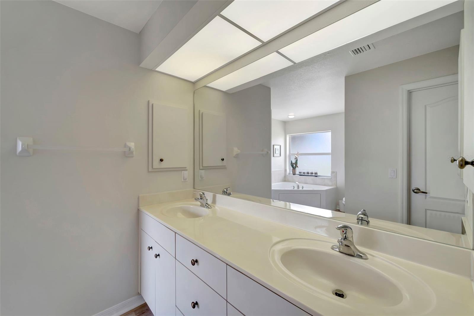 ROTONDA WEST WHITE MARSH - Residential Lease