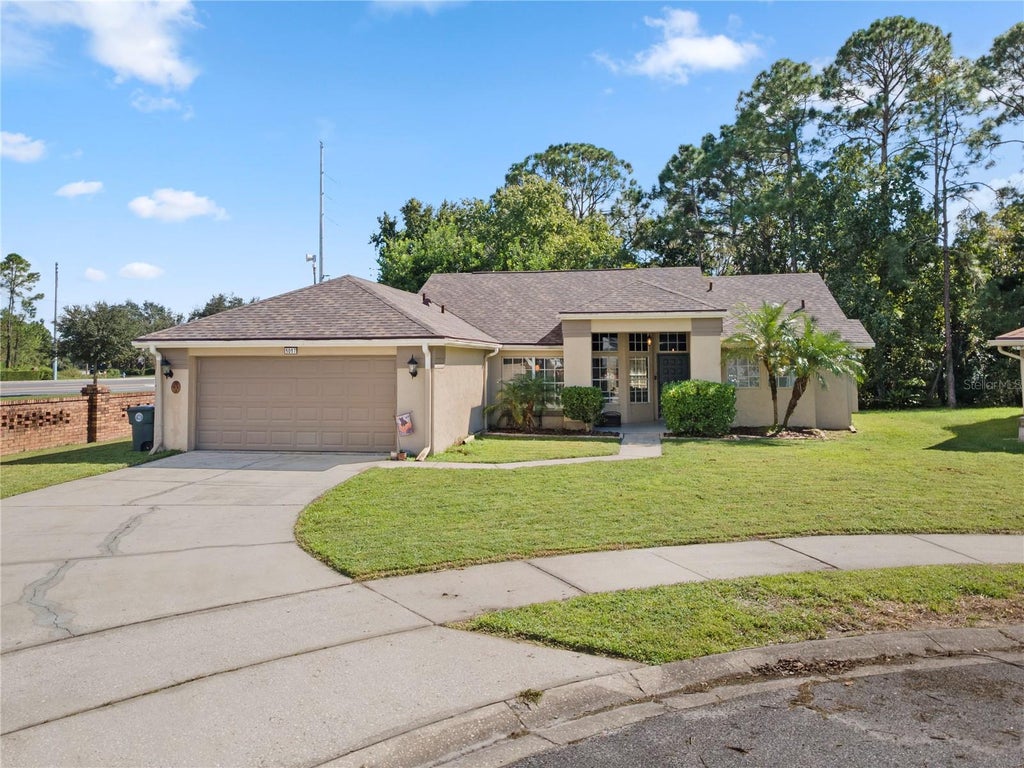 Photo of 1017 Eagens Creek Court, Oviedo, FL 32765 (MLS # O6447733)