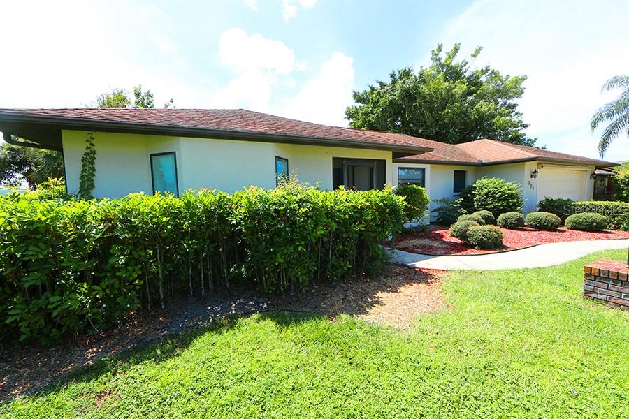 HOURGLASS LAKE ESTATES - Residential Lease