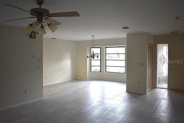 HOURGLASS LAKE ESTATES - Residential Lease