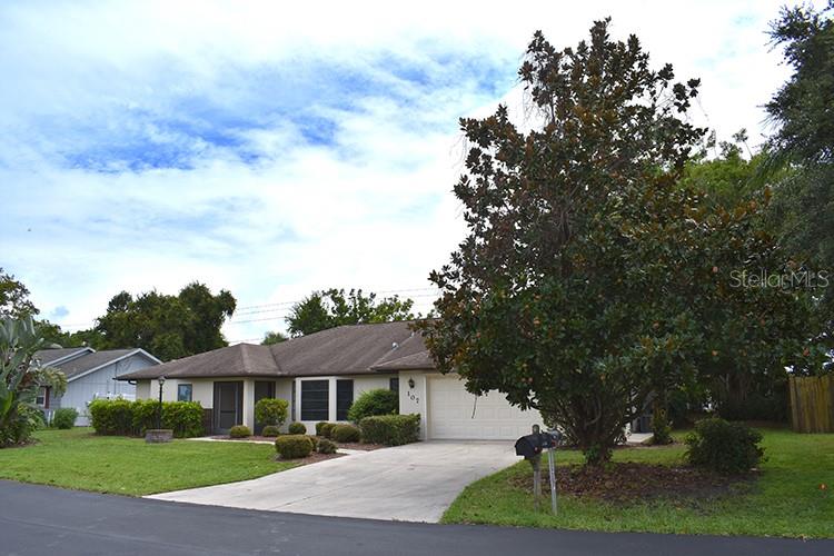 HOURGLASS LAKE ESTATES - Residential Lease