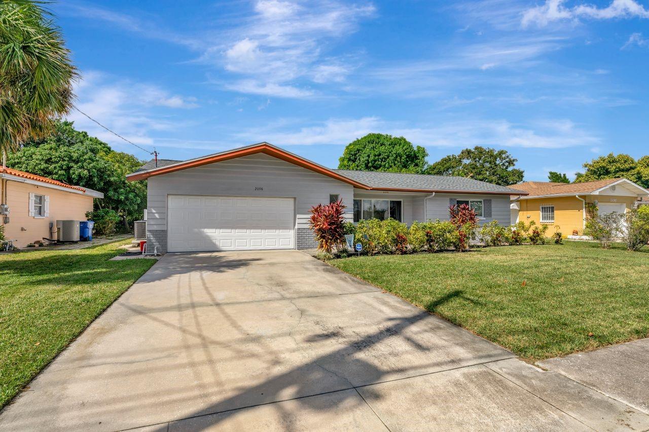 2098 35TH STREET N