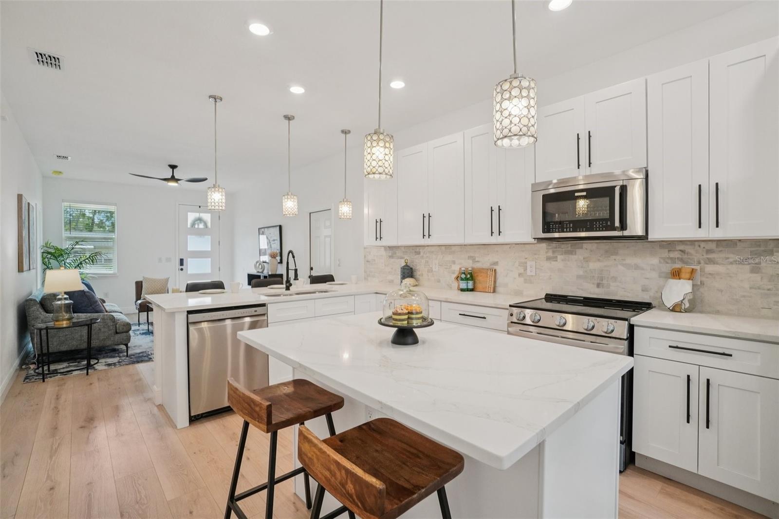 FERN CLIFF - Residential