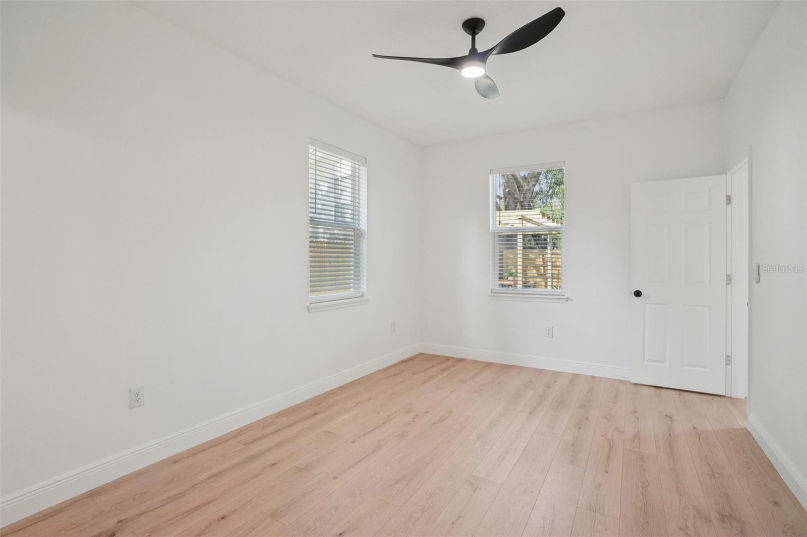 FERN CLIFF - Residential