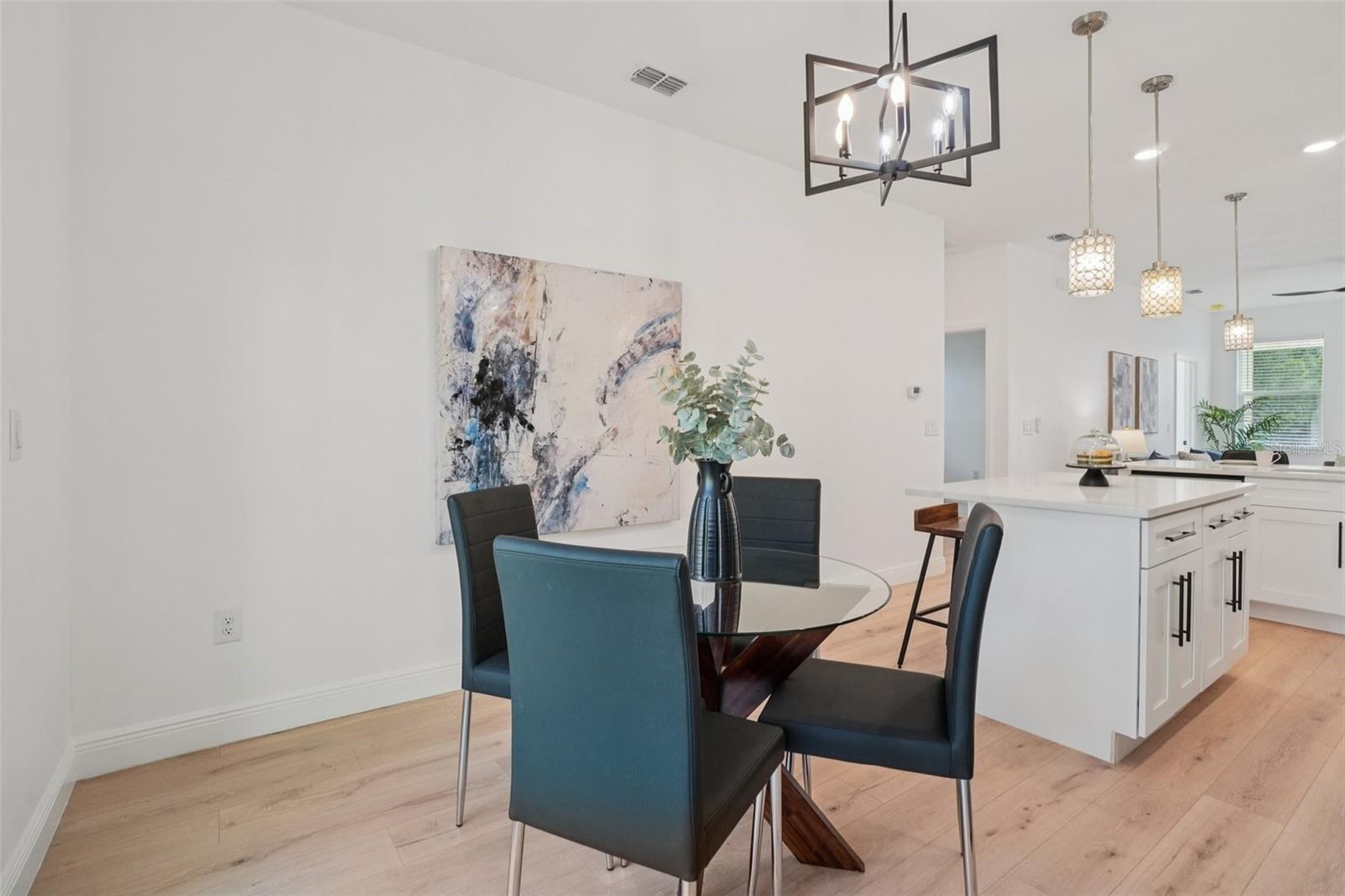 FERN CLIFF - Residential