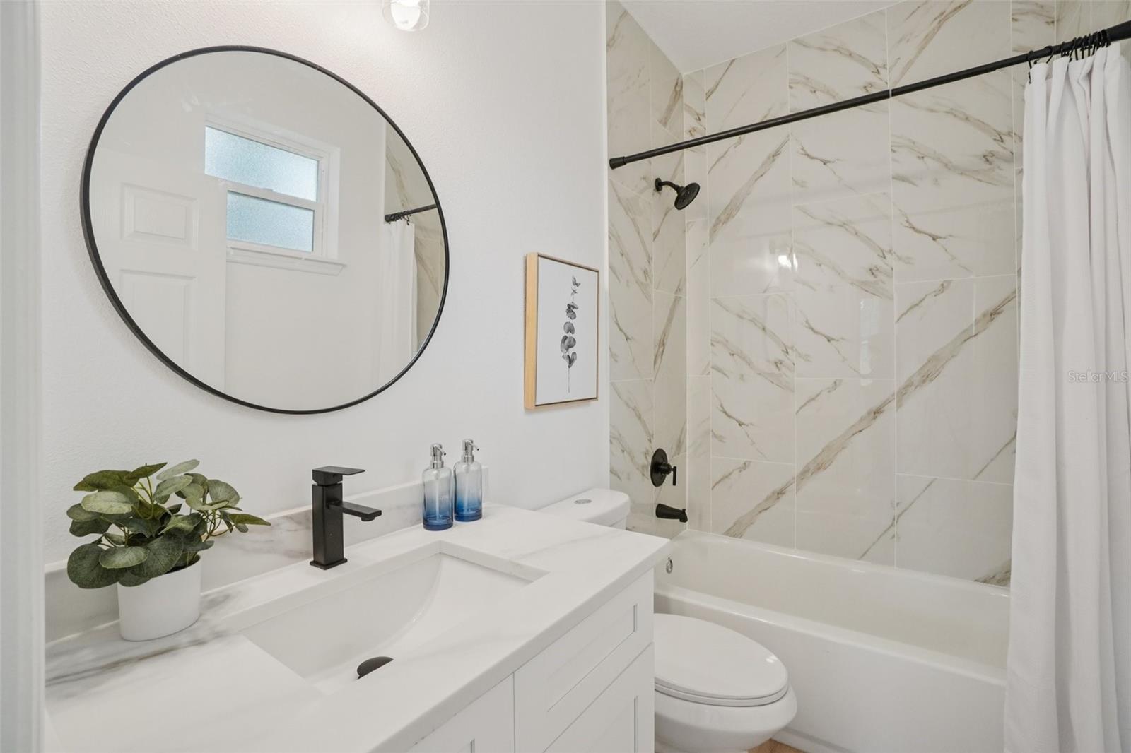 FERN CLIFF - Residential