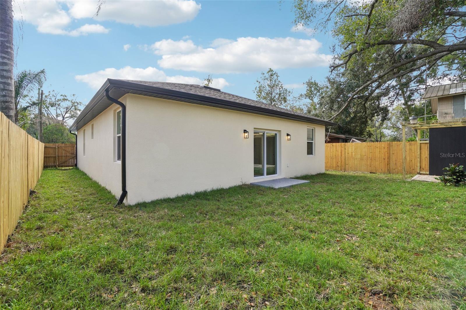 FERN CLIFF - Residential