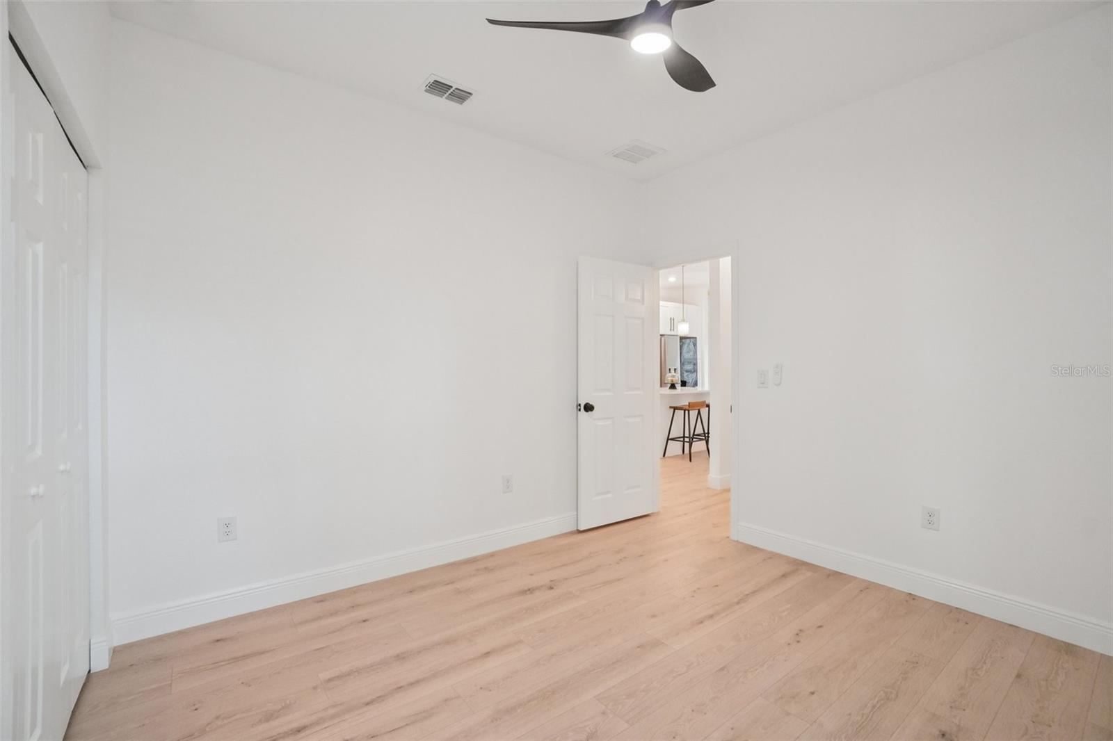 FERN CLIFF - Residential