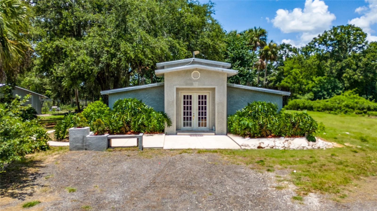 2505 CANAL ROAD