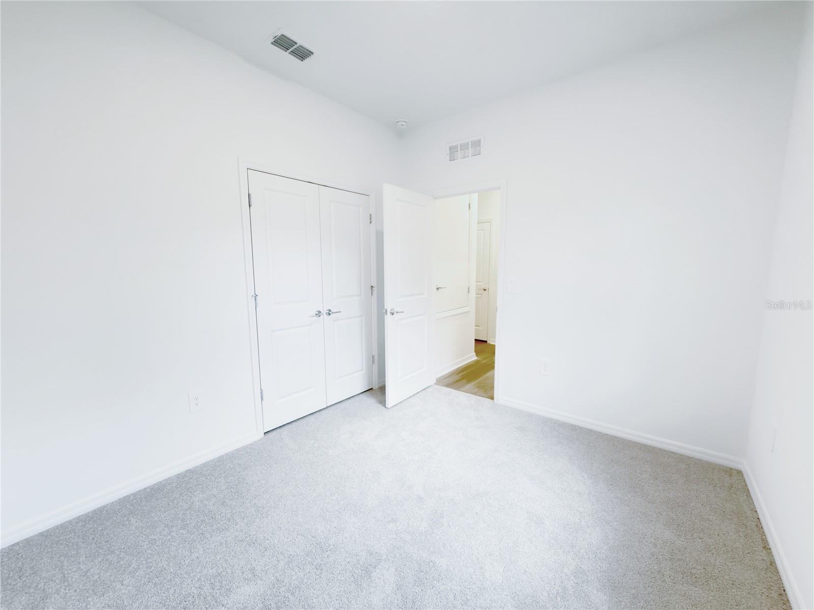 GRAND PARK - Residential Lease