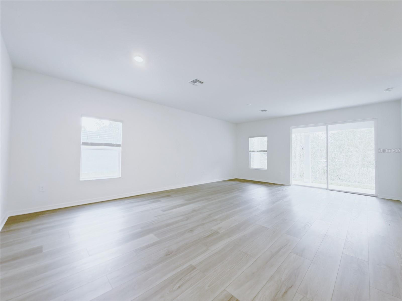 GRAND PARK - Residential Lease