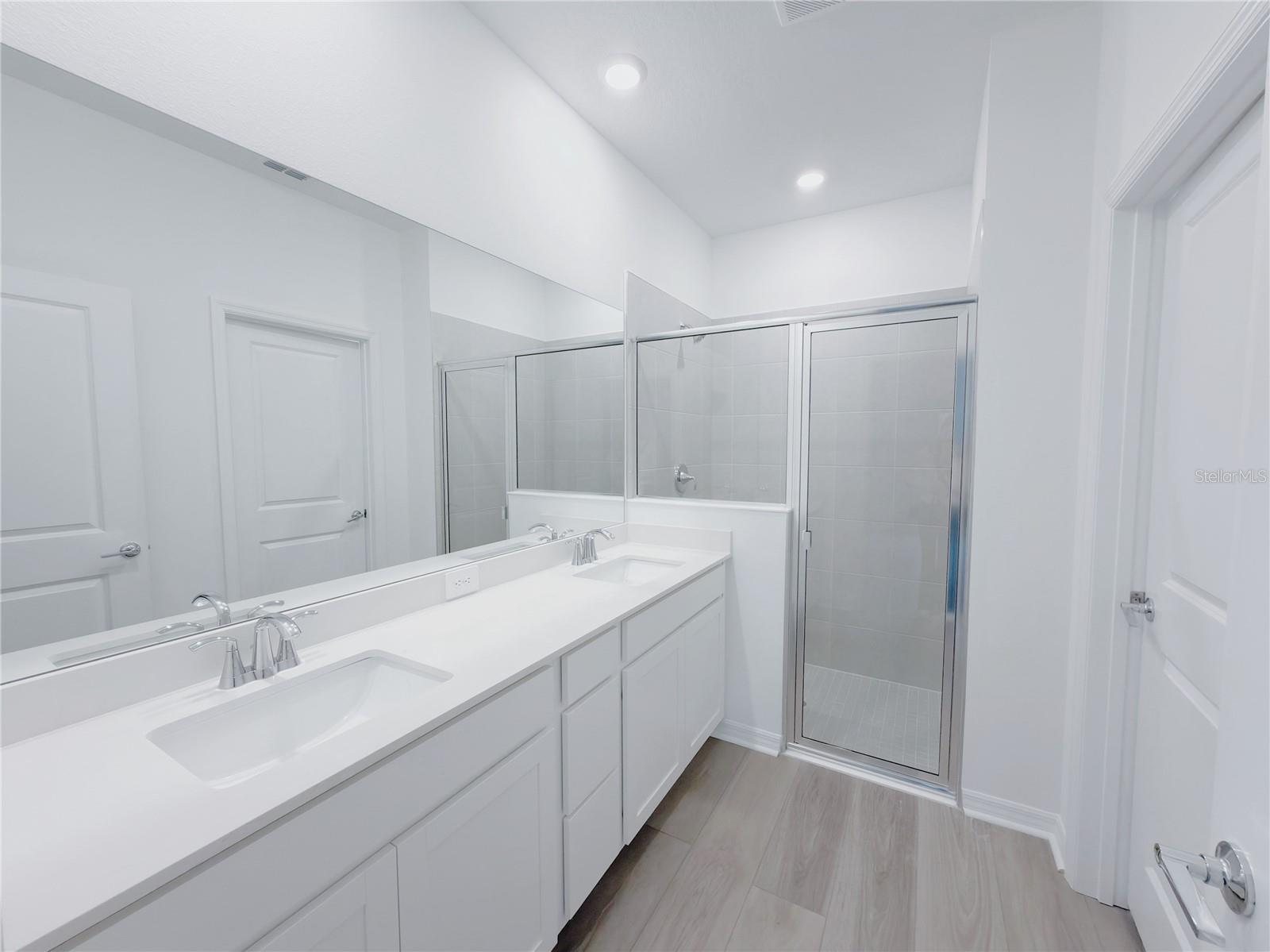 GRAND PARK - Residential Lease