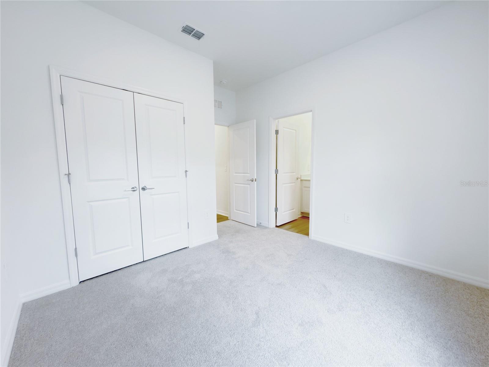 GRAND PARK - Residential Lease