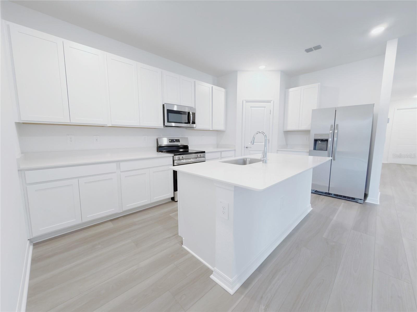 GRAND PARK - Residential Lease