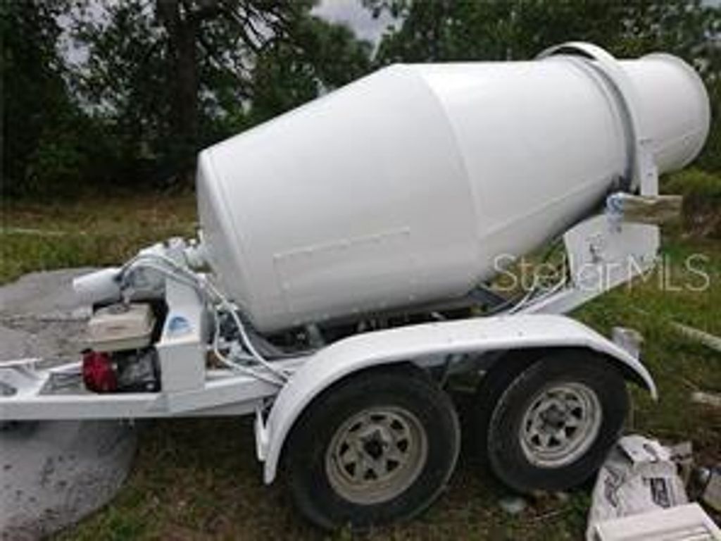 Photo of 99998 Eastern Avenue, Saint Cloud, FL 34769 (MLS # S5039919)