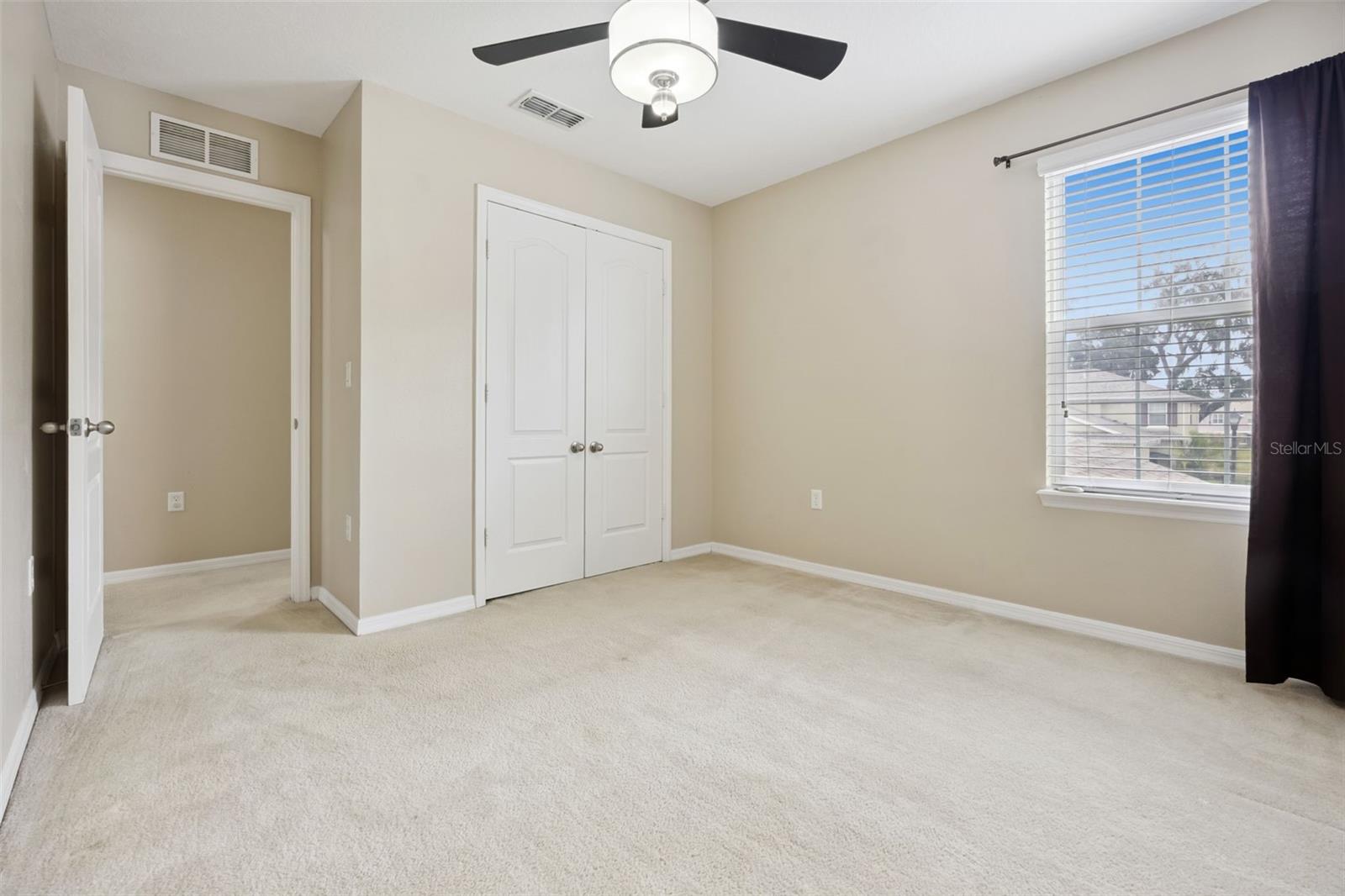 VILLAS AT TUCKER OAKS - Residential Lease