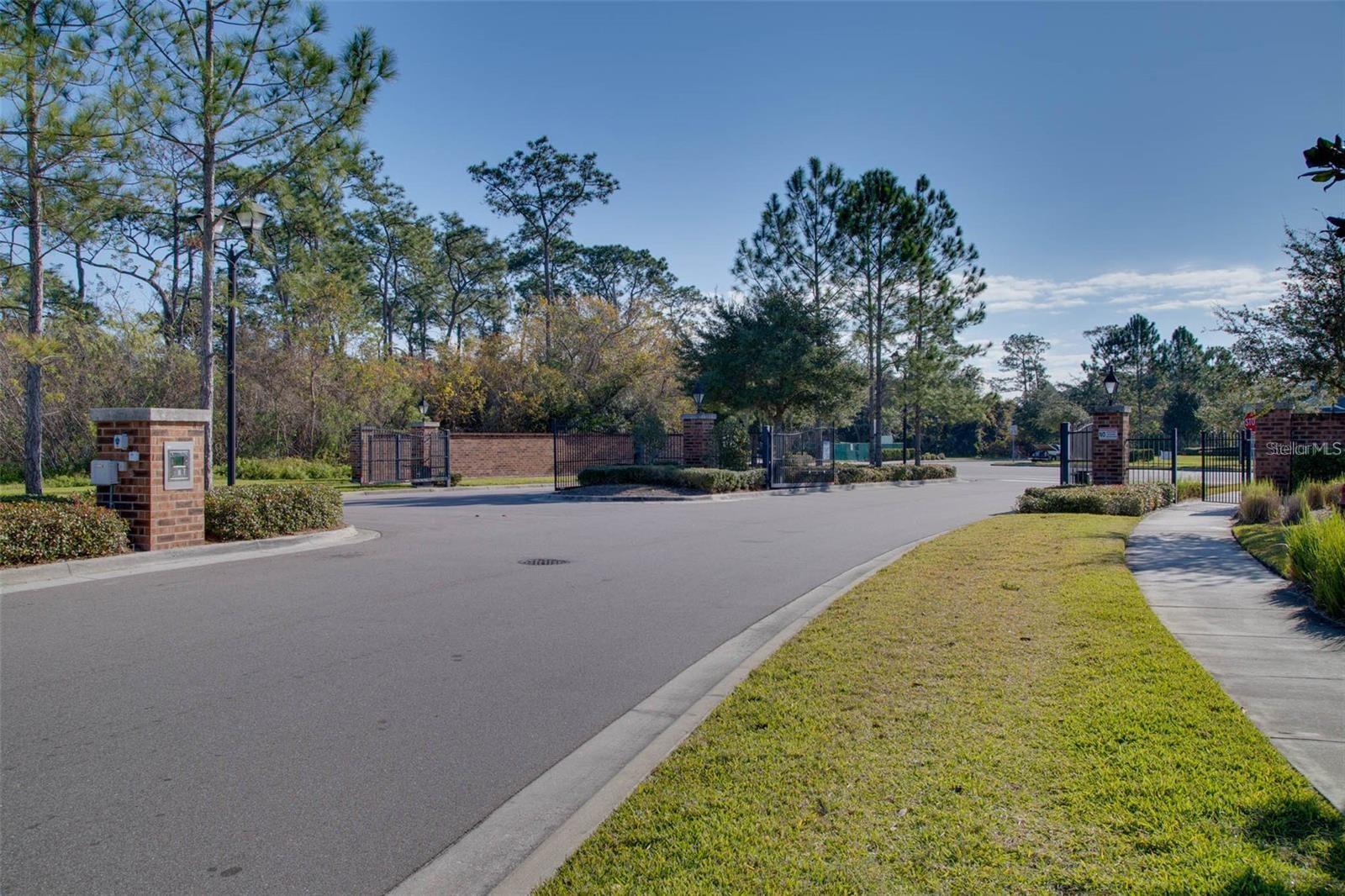 VILLAS AT TUCKER OAKS - Residential Lease