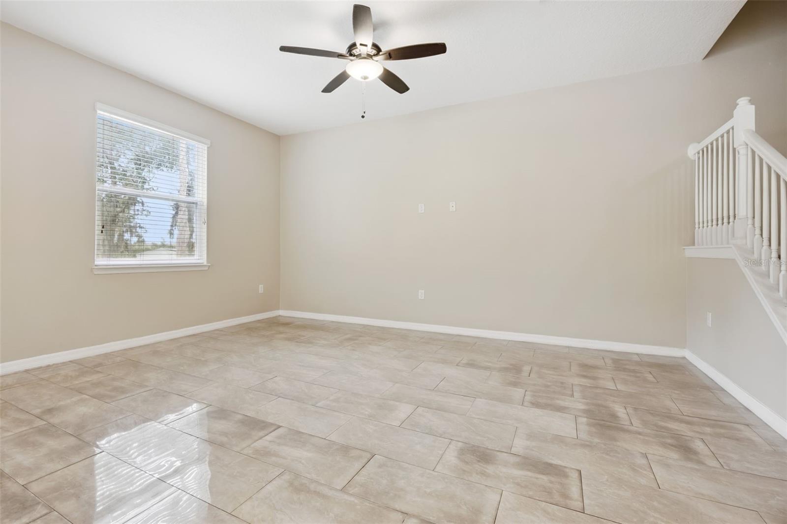 VILLAS AT TUCKER OAKS - Residential Lease